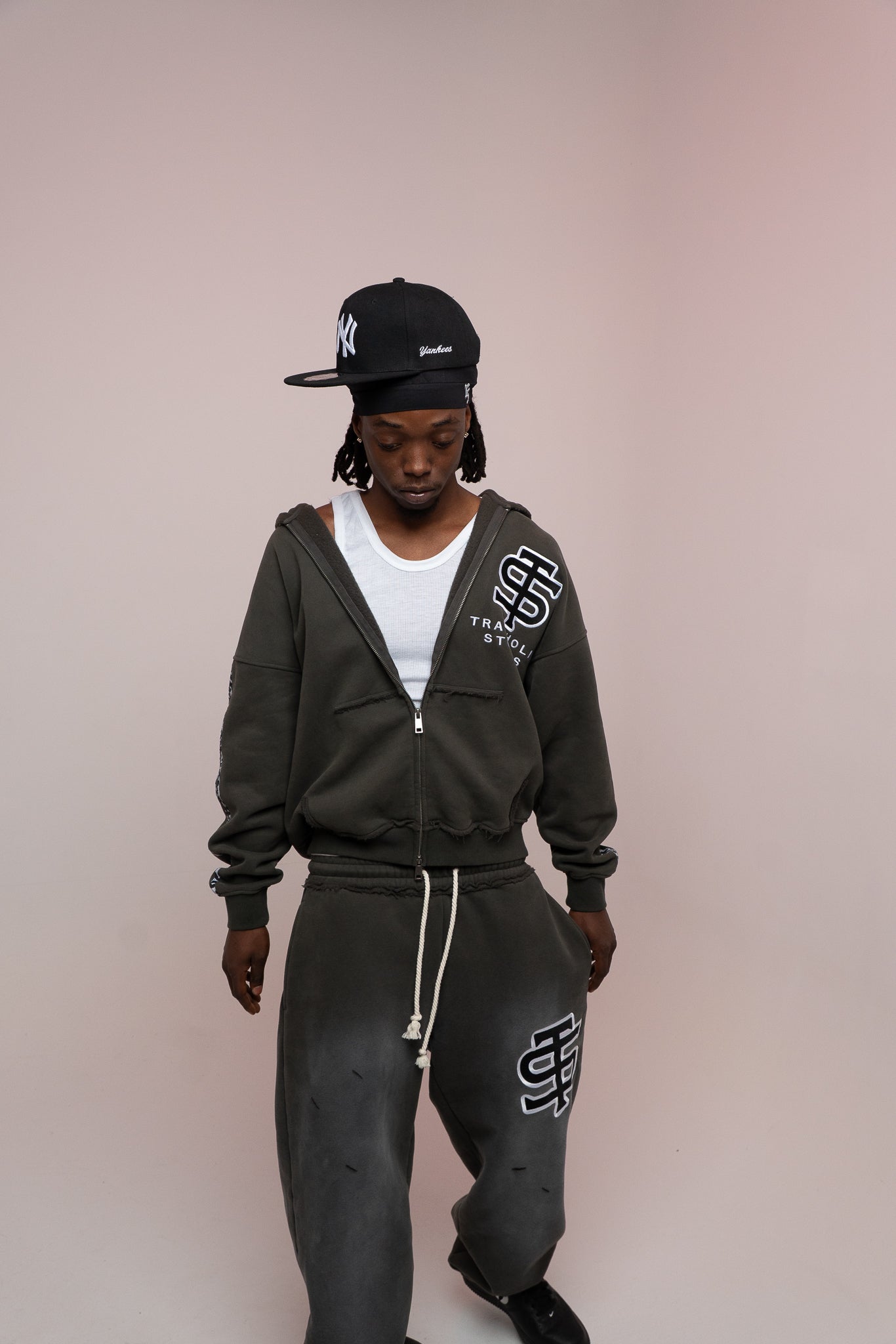 Trapaholic Essential Sweatpants
