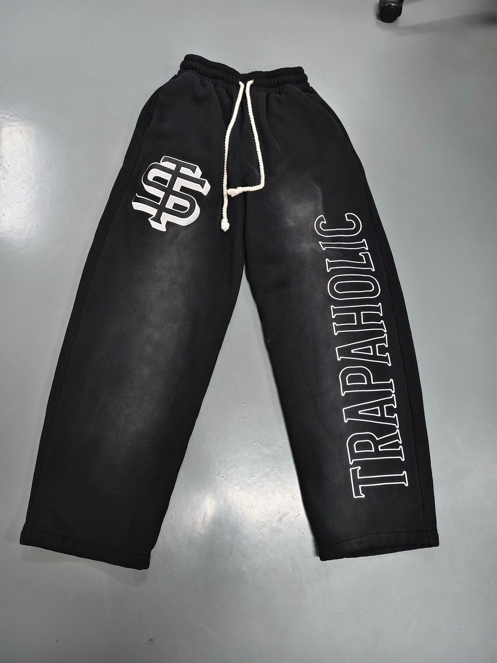 Trapaholic Logo Sweatpants
