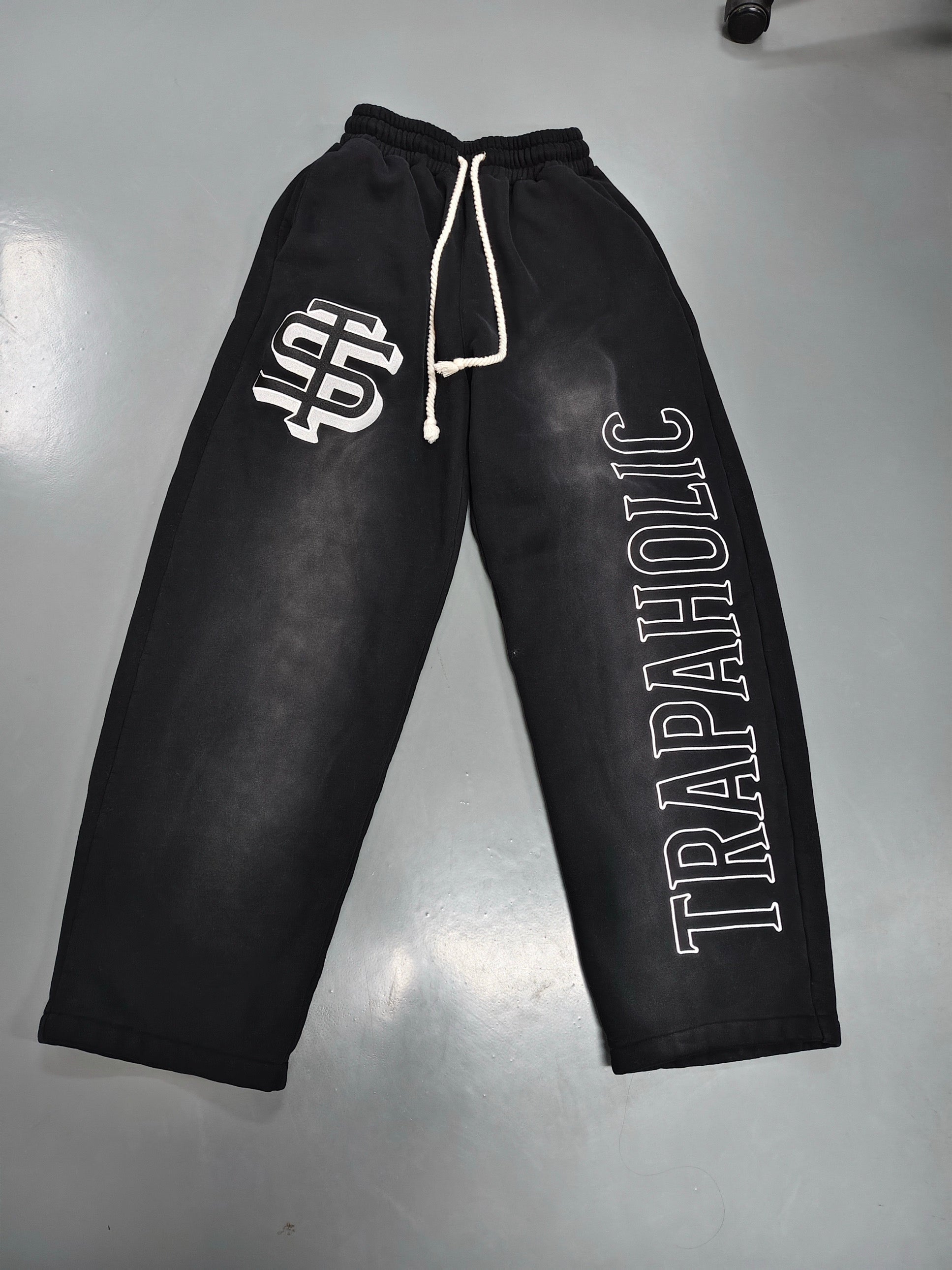 Trapaholic Logo Sweatpants